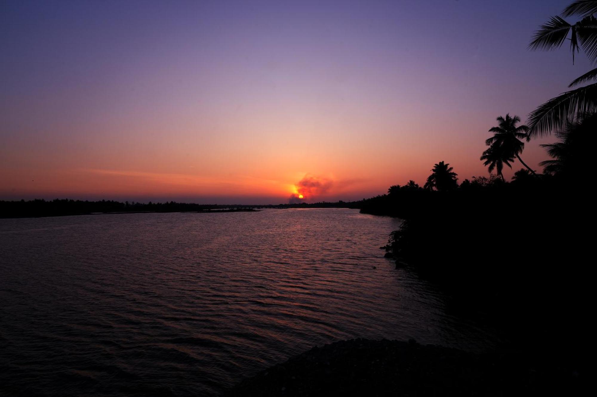 Victoria'S River View Resort Пондичерри Экстерьер фото